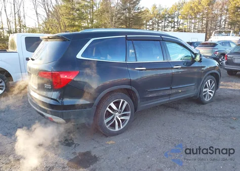 2016 Honda Pilot Touring z USA, uszkodzony, nr VIN 5FNYF6H97GB074356